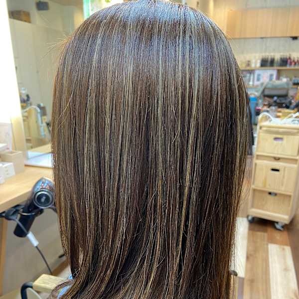 【★次世代型トリートメントも20%off!新規限定♬】カット+水カラー+コアミートリートメント|nina 【ニーナ】三軒茶屋