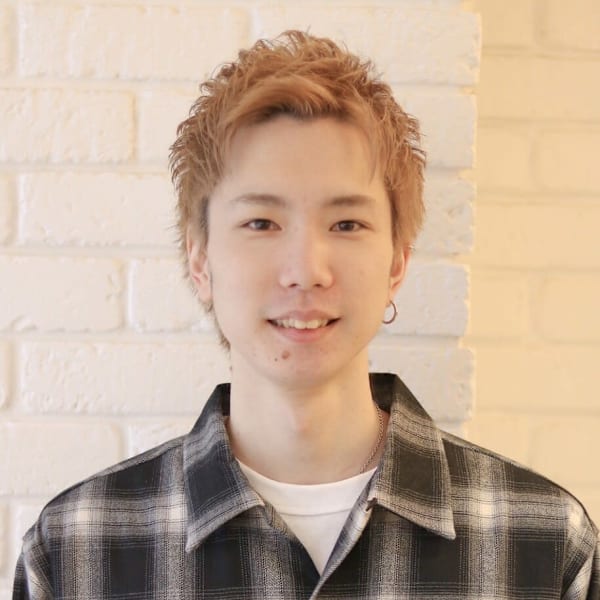 注目のヘアスタイリスト|GARDEN es 緑井店