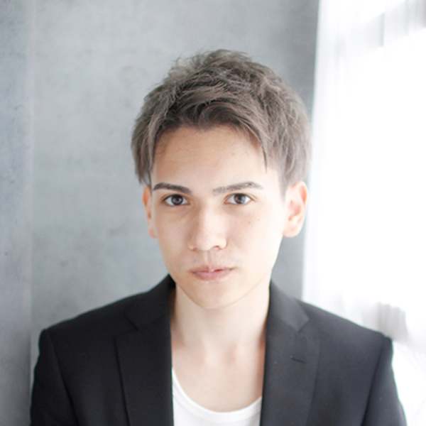 【カット+眉カット¥3999 カット+頭皮洗浄ヘッドスパ+眉カット¥5998】メンズカジュアルが得意|Hair Make REAN 京田辺 新田辺店