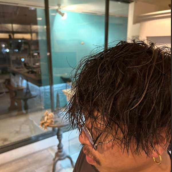 ハイライトで垢抜け男子に　“いつも同じ髪型”から卒業しよう" |JILL