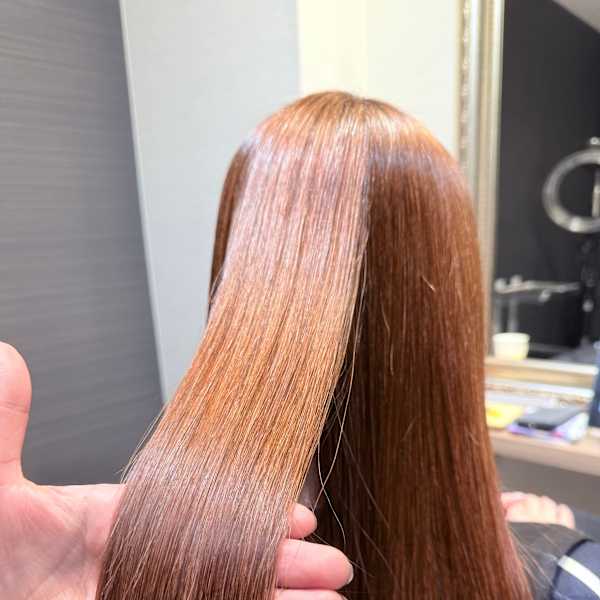 【パーソナライズ縮毛矯正】一人一人の癖や髪質に合わせます◎ナチュラルな仕上がりで、扱いやすい髪に|hair Dr.VEGA