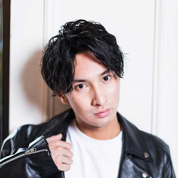 茅ヶ崎メンズ必見！印象UPの最旬スタイル。炭酸スパで頭皮ケアも。|arts茅ヶ崎 【髪質改善＆トリートメント】