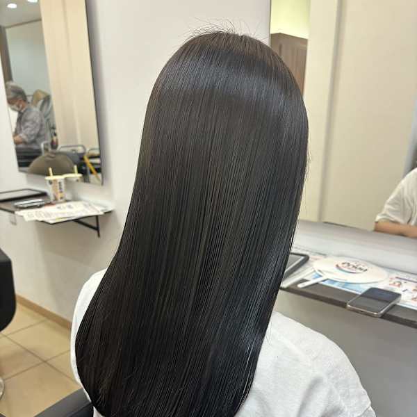 【Aujuaトリートメント】うるツヤになれる厳選トリートメントが自慢のサロン|Olliy hair 戸塚店 【オーリーヘアー】