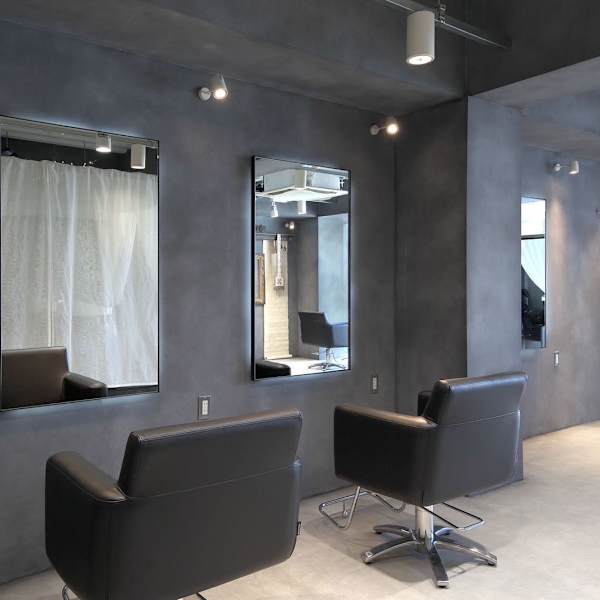 夜22時まで営業/仕事終わりにスッキリと☆メンズカットが得意なサロン|lune horoscope