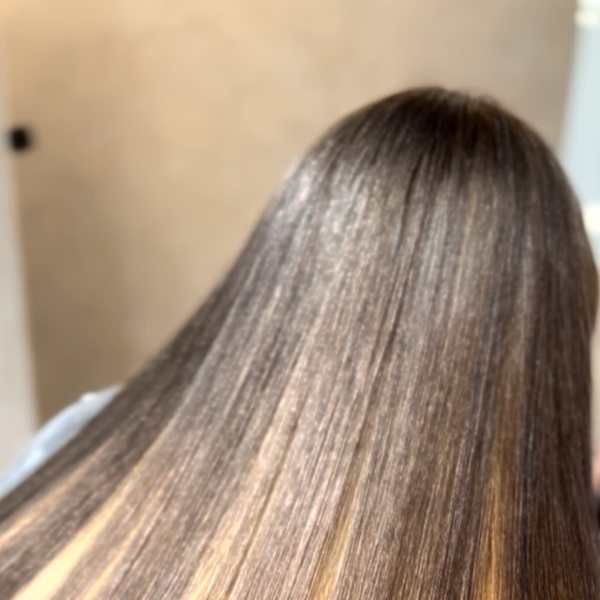 大人女性のツヤ髪を叶えるヘアケアサロン◎似合わせ×トレンドスタイルもお任せください！|【全席半個室】髪質改善×ヘッドスパLaLarOomo 渋谷公園通り店【ララルーモ】
