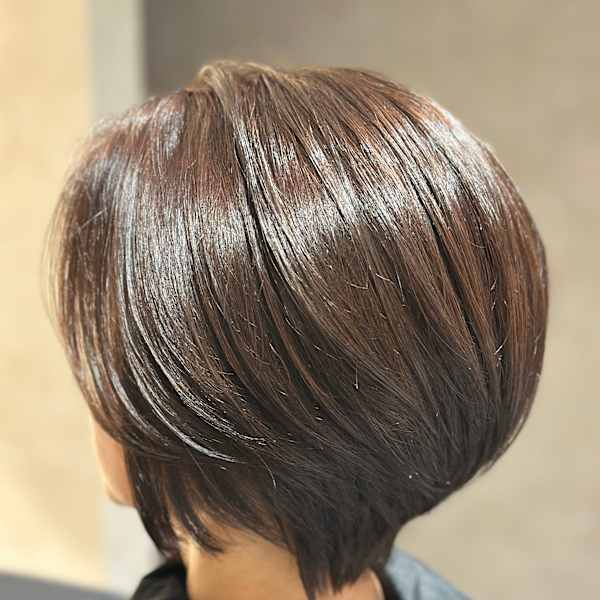 【白髪予防×髪質改善】繰り返すほど効果が出る、艶・潤いすべてが最上級のエイジングケア型グレイカラー◎|【全席半個室】髪質改善×ヘッドスパLaLarOomo 渋谷公園通り店【ララルーモ】