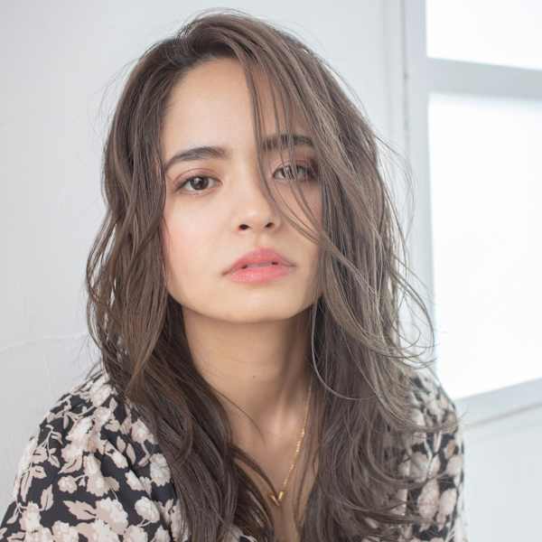 【イルミナカラー】透明感のある柔らかなカラー／ブリーチなしで透明感ある外国人風のカラー|EIGHT sapporo 札幌店