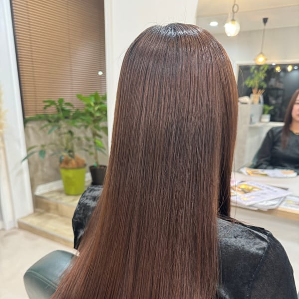 縮毛矯正・ストレートが得意なサロン|Ley hair/spa/eyelash