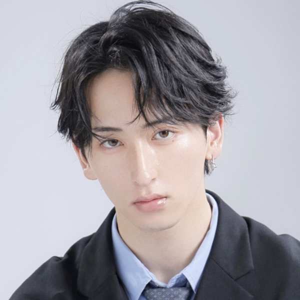縮毛矯正・ストレートが得意なサロン|confidence -MEN'S HAIR- 新宿本店