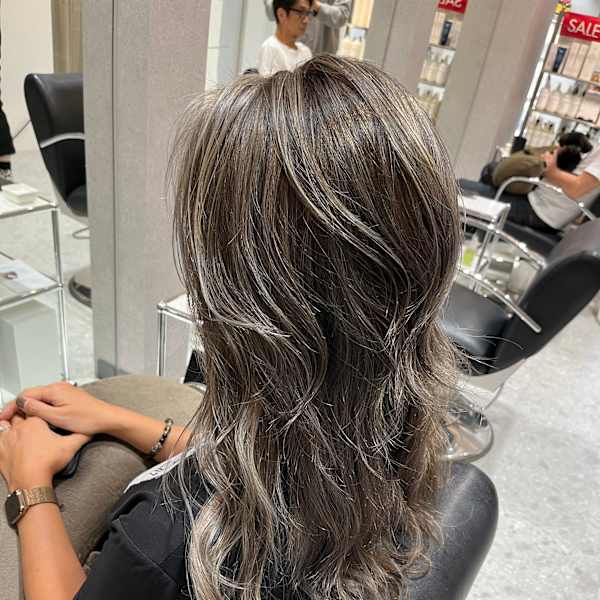 大人女性に似合うハイライトやバレイヤージュをご提供|TAKAHASHI HAIR&SPA 六本木店 【タカハシ ヘアアンドスパ】