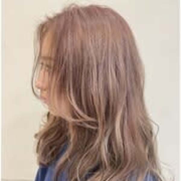 デザインカラーが得意なサロン|OASIS 表参道