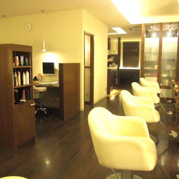 ◆全席半個室のくつろぎ空間◆人目を気にせず、美容を楽しむ“自分時間”を。|Hair-create KALA