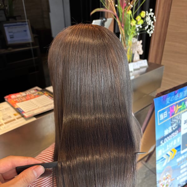 髪も頭皮もいたわる“優しさ重視”のオーガニックカラー特集|EARTH coiffure beauté 藤枝店