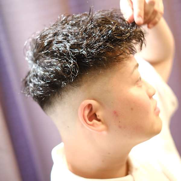 メンズカジュアルが得意なサロン|men's barber Amo