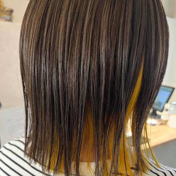 ◆インナーカラーやハイライトで楽しむ上品デザイン◆|美容室 d'Arte