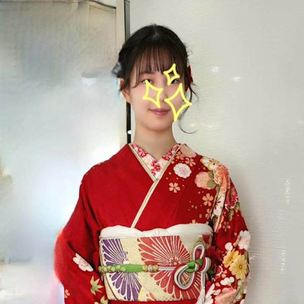 着付担当リエです。「着物を着るって楽しいですよ！」|Cubic Hair 東陽町駅前店