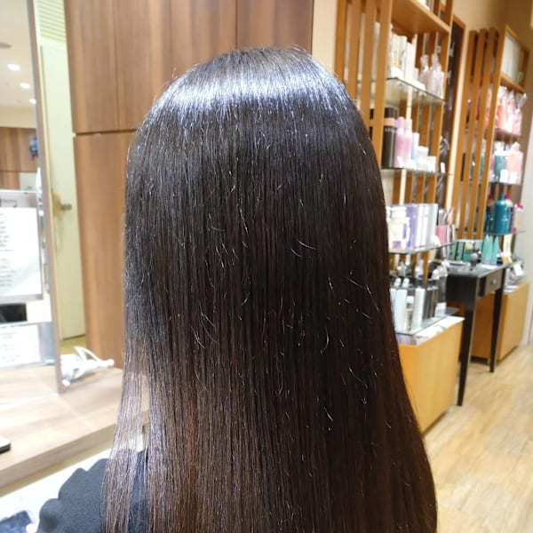 《透明感》ノンダメージカラー◆オフィスでもプライベートでも自然に馴染む髪色に道きます♪|HELLO'S カテプリ新さっぽろ店