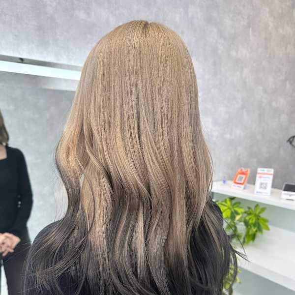 「個性とトレンドを叶える、魅せるデザインカラー」|Hair Salon GRANDE Ly【ヘアーサロン グランデ リー】