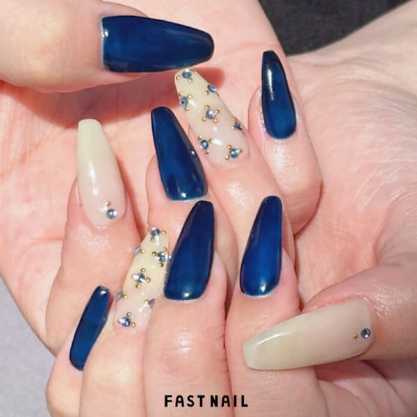 【いつでも付け替えオフ無料✨】爪を削らないスチームオフ機器でフィルイン級に優しくネイルオフ👼🩵|FAST NAIL ららぽーと門真店 【ファストネイル】