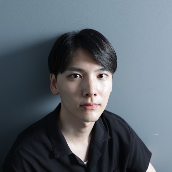 ナチュラルな仕上がりのメンズ縮毛矯正が人気★メンズにはメンズの縮毛矯正|LAVIE NEW STANDARD BARBER HANARE 新宿