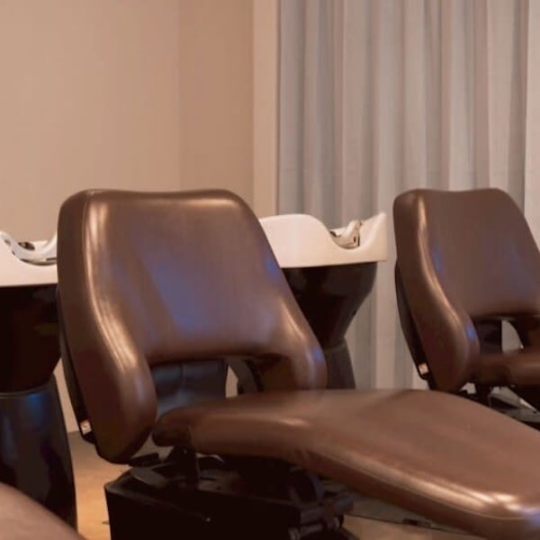 栄1分/22時迄◆全国雑誌掲載サロン★oggi otto(オッジィオット)のアロマスパで頭皮環境改|LOUIMADNA栄