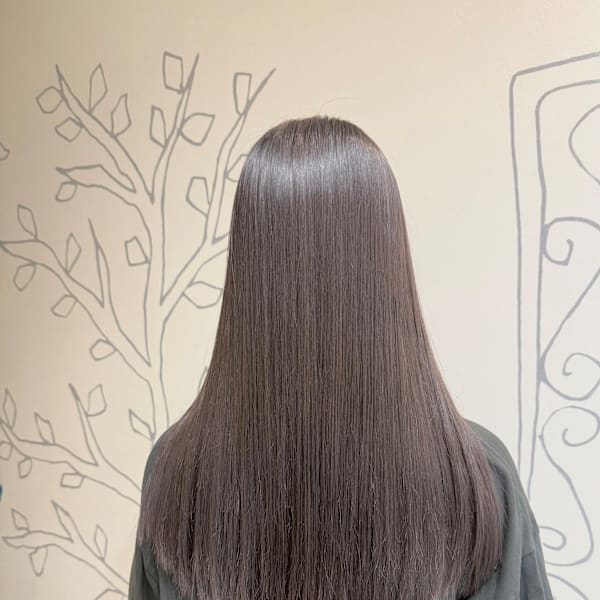 やわらかストレートで叶える【艶髪×髪質改善】|Hair Room Nico