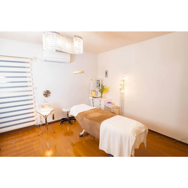 広々とした清潔感あるプライベートルーム|BE CARE