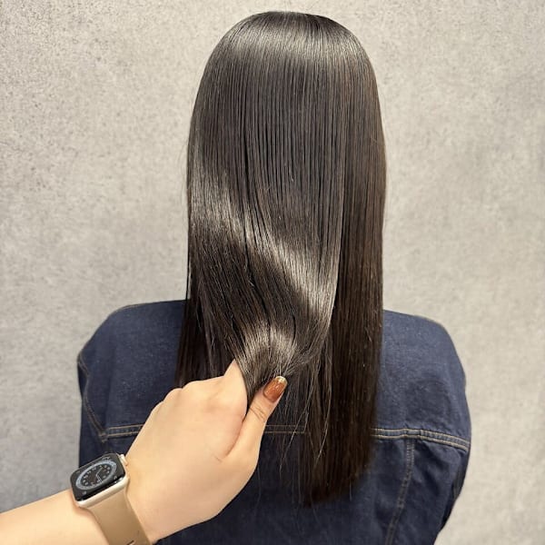 お悩み解決!自然な仕上がりの縮毛矯正で、諦めていたさらツヤ髪が叶う。|TIGRE kagoshima