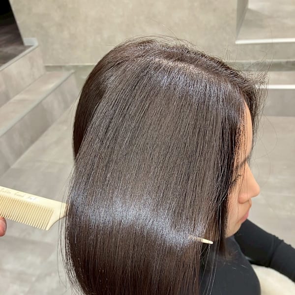 技術・薬剤に妥協なし!大人女性のキレイを全力でサポート☆時間が経っても綺麗が続く♪|髪質改善 LINKTH 久喜
