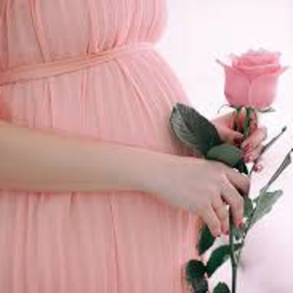 妊婦さんの心と身体のケアと胎児のために考案したマタニティオリジナルオイルマッサージ|メンズセラピスト 男性セラピスト オイルマッサージ リンパマッサージ 池袋大塚 ＆Natural