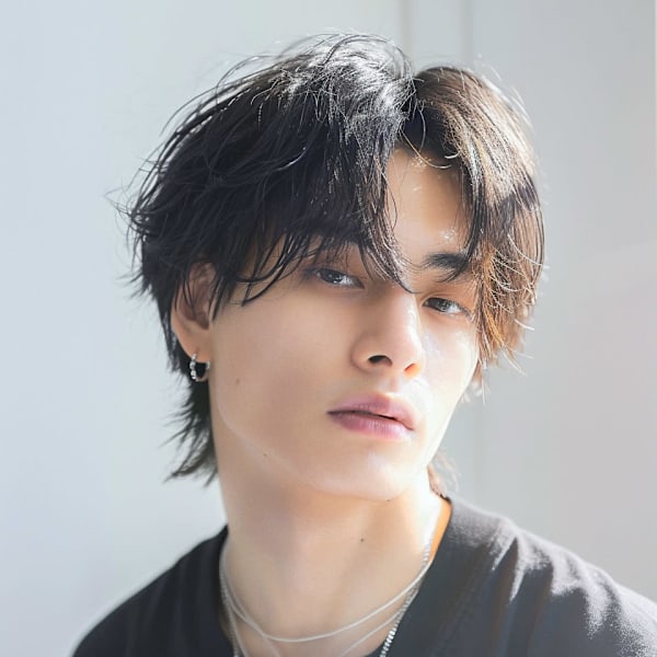 技術に定評のあるスタイリスト多数のサロンでお客様に似合うカッコいいを提案致します。|MEN'S MUNi 恵比寿