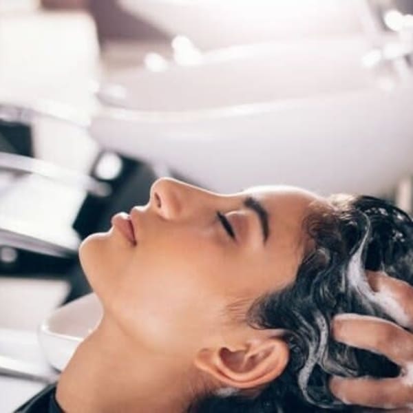 頭皮からスッキリ整う。癒しを感じる贅沢なひととき。|5 SCENE AOYAMA