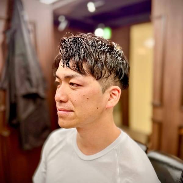 第一印象で差がつく!仕事ができる男の身だしなみ術|VIR BARBER