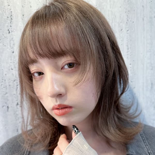 透明感イルミナカラー/さりげないお洒落インナーカラー/外国人風ハイライトなどデザインカラーに挑戦|Lita Hair