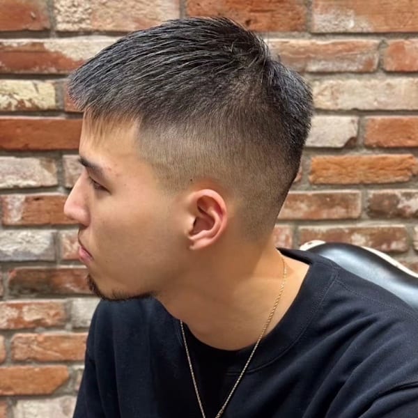 ビジネスマンの身だしなみ【シェービング】理容室ならではの眉毛もお任せください!アイブロウも可能です。|ヒロ銀座名駅西口店