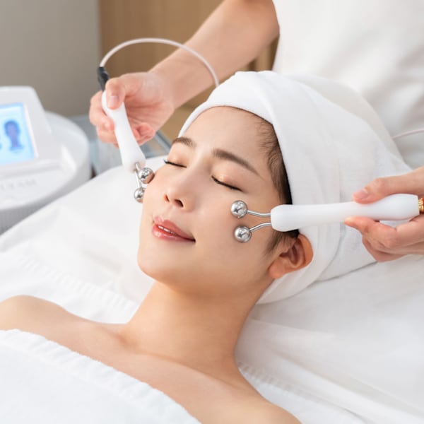 【予約殺到中】1回で2年前の細胞レベルへ。セルラムフェイシャル80分♪ 最新細胞活性トリートメント |Merelle 銀座店