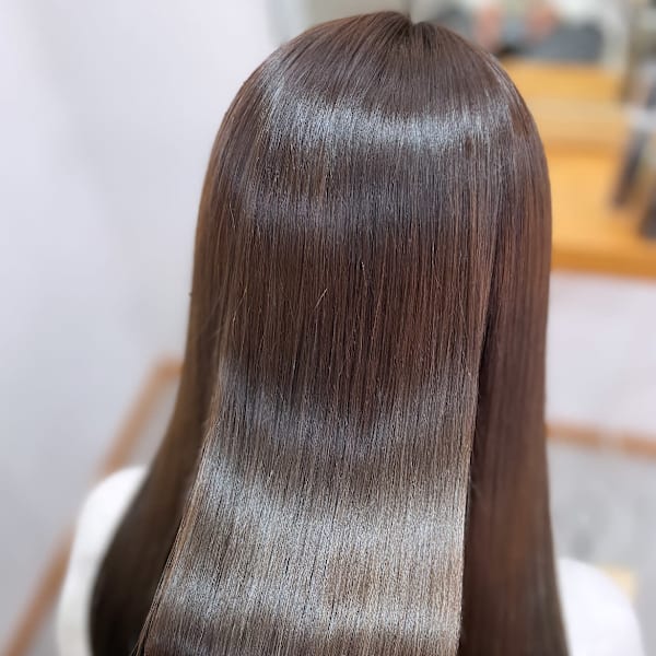 丁寧なカウンセリングと拘りの商材で、様々な髪のお悩みに向き合い改善に導きます。|大人髪 Kinu