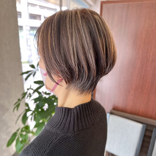 新世代のグレイカラー"白髪ぼかし"で今までのお悩みを解決!ファーストグレイもお任せを|Maison de blue