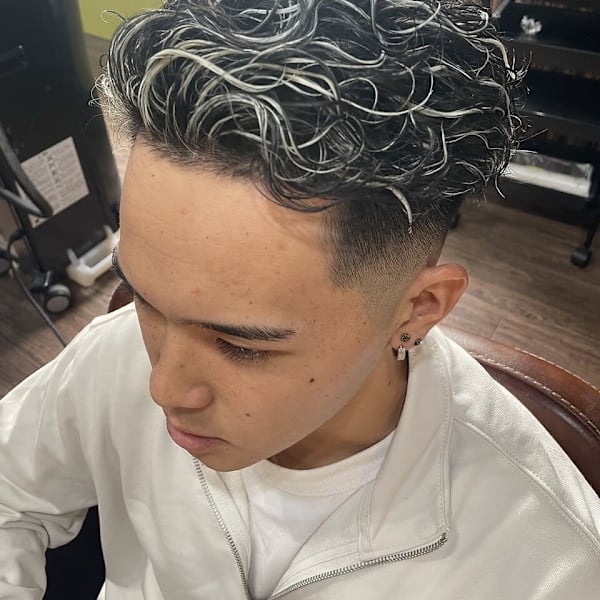 メンズスタイルが得意なサロン◇パーマスタイル、スキンフェードなども◎|LUCIS 【ルーキス】