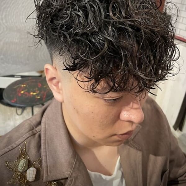 メンズパーマが得意なサロン|Third Place