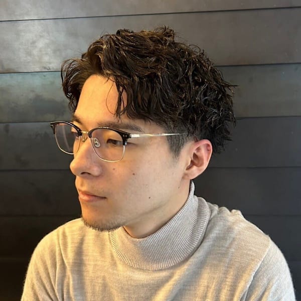 ON/OFFどちらでもキマる、ビジネスマンのライフスタイルに合わせたスタイルをご提案。【札幌/大通】|THIS IS BARBER 2nd