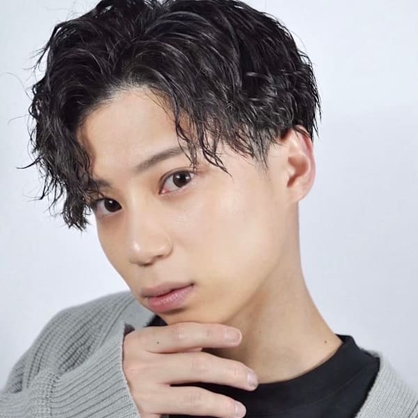 「スパイラルパーマ。静かなる余裕、色気。」|ヒロ銀座barbershop 福岡本店