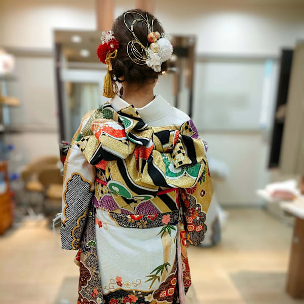 いつもの笑顔で迎える二十歳の日。あなた史上一番輝く日に|My jStyle by Yamano 東武練馬店