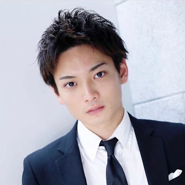 ◇センターパート～ビジネススタイルまで◇メンズにもオススメ♪|ヘアメンテ江古田店