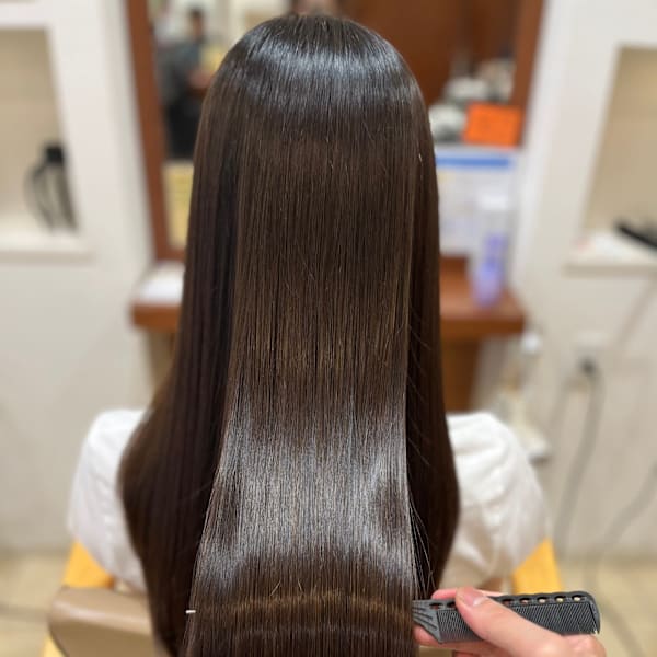 諦めていた髪の悩み、解決へ。感動の手触り、髪質改善で叶える美髪。|美粧ほそや 反町店