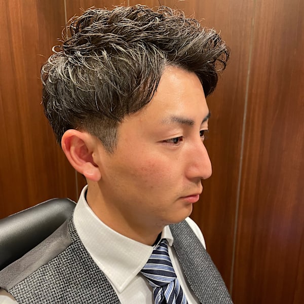 自然にキマる大人の白髪染め。清潔感と上品さをプラス。|Pu-ro Barber