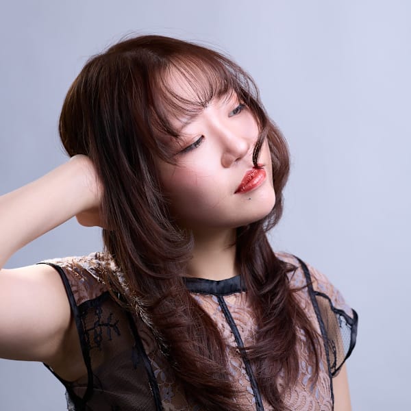 ミディアム、ロングが得意なサロン 顔周りレイヤーが得意完全プライベートサロンで”わたし時間”|UNE ATTACHE