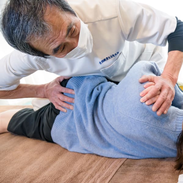 【初回限定】★オ-ダ-メ-ド整体♪コリ／疲れ／姿勢／骨盤／美容カイロ整体￥4400|やえざきカイロプラクティック