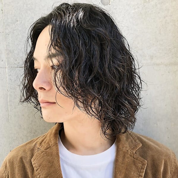 【抜け感×こなれ感】無造作なのに計算された美しさ◎動きで魅せる垢抜けメンズパーマ|CANAAN hair salon 表参道店