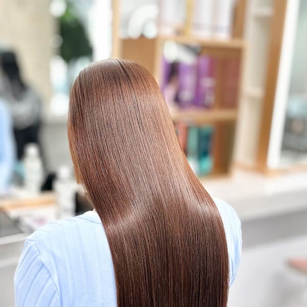ダメージレスに水素カラー縮毛矯正で髪質改善☆”『似合わせ×髪質改善』で艶髪と"可愛い"を叶えるサロン|Elsa 神戸三宮【エルサ】
